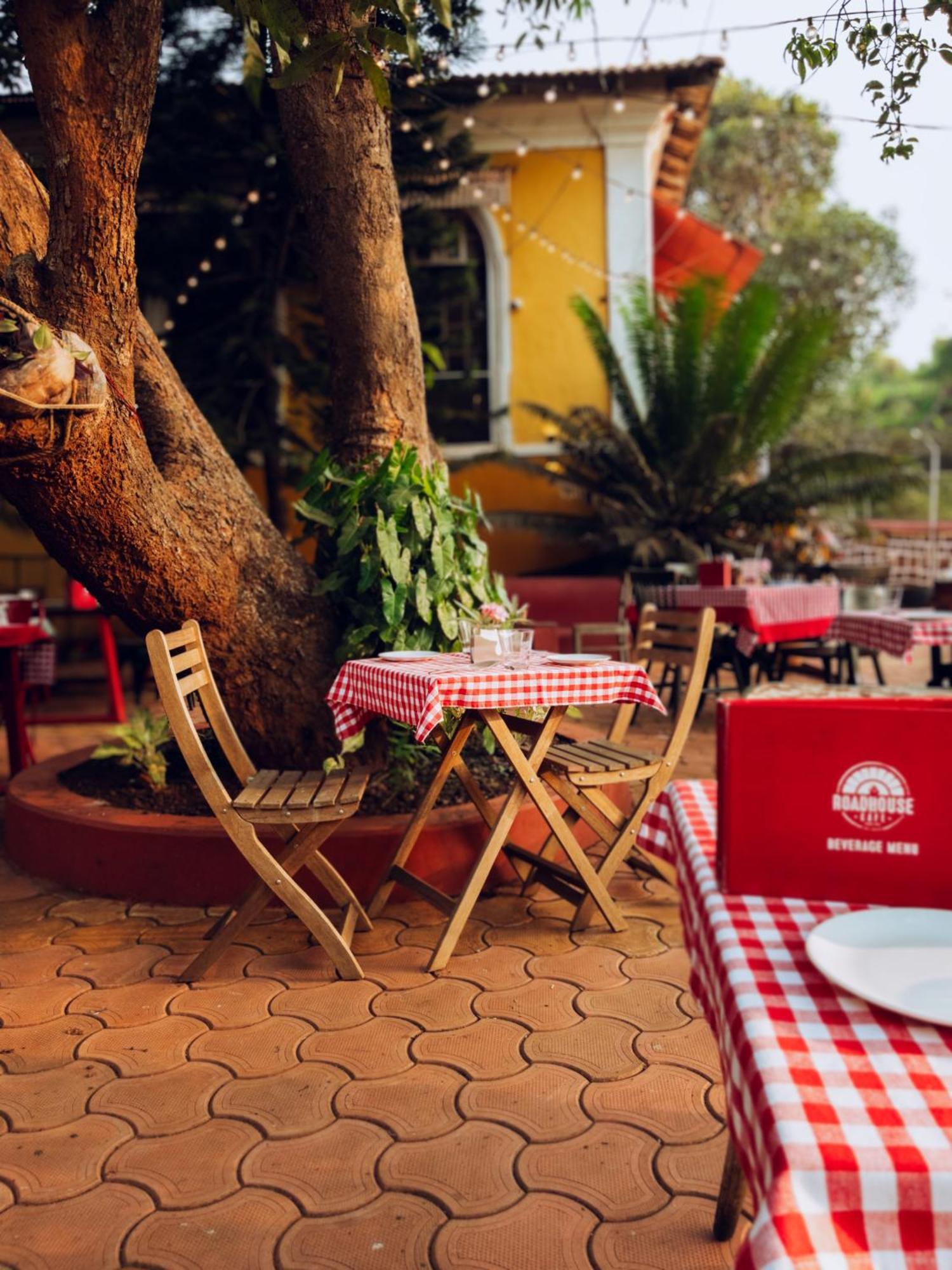Casa Do Leao A 150 Year Old Portuguese Home Nerul  Exteriör bild